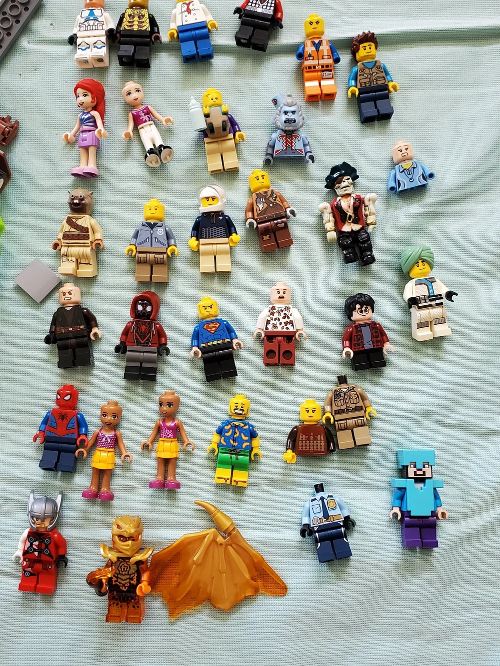 Lego Minifigure And Accessory Parts Lot